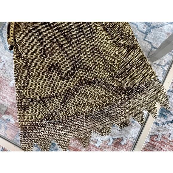 Vintage Gold Link Mesh Purse, Dresden German, Kissing Clasp, Metal Frame - Picture 9 of 10